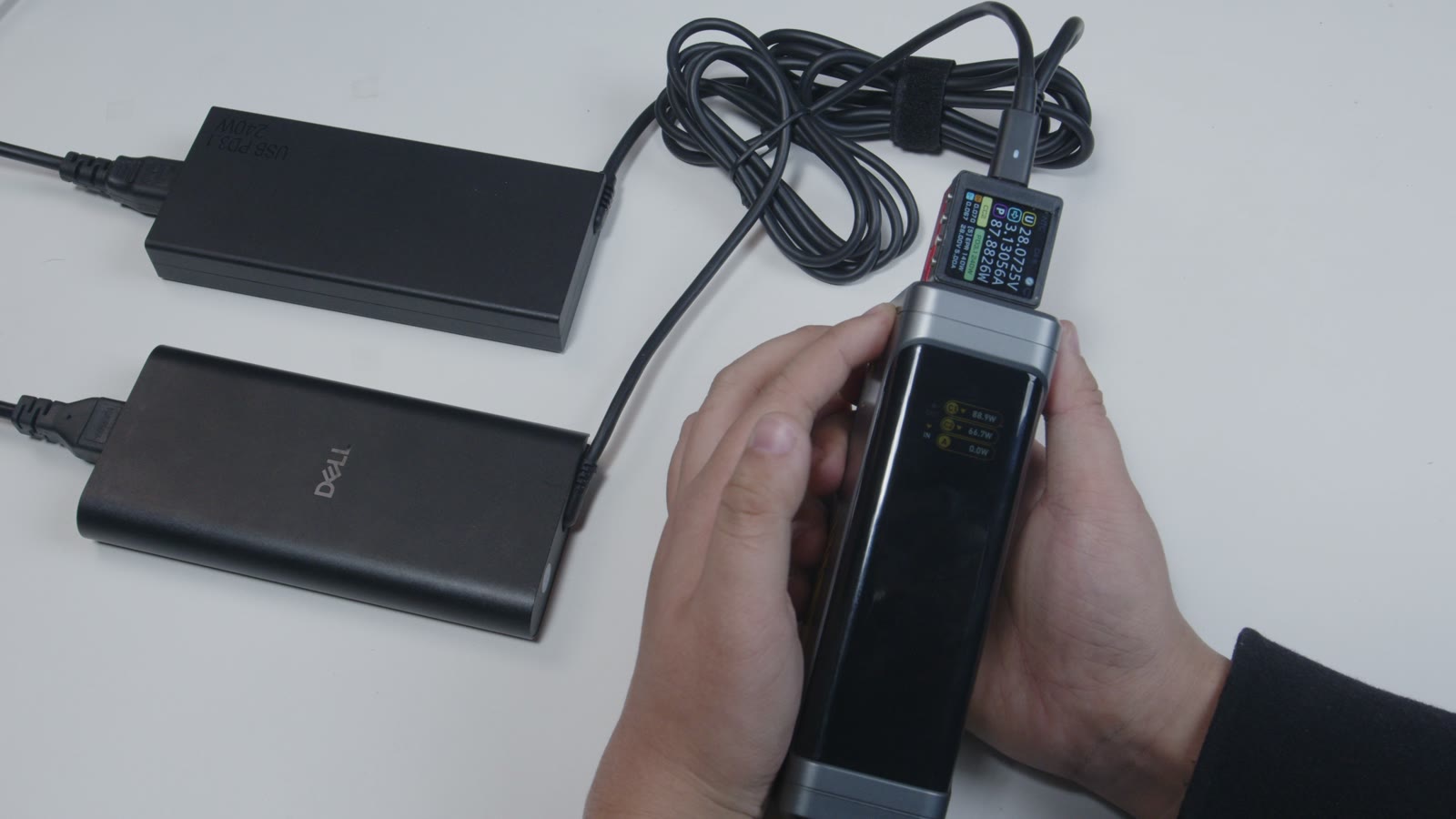 奥海 310W 星舰 Pro 双口 28V 输入充电