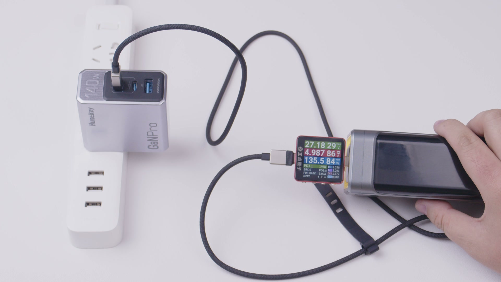支持 PD3.1 的充电宝可以从 S140 Pro 获取 140W 级高功率输入